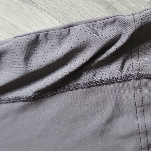 Boohoo Man active fitness shirt size medium - Picture 2 of 3